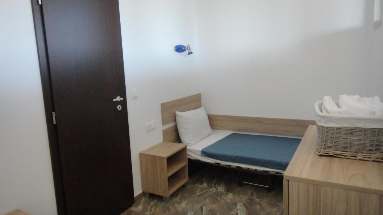 Guest House Hasiendata Pavel Banya Exterior foto